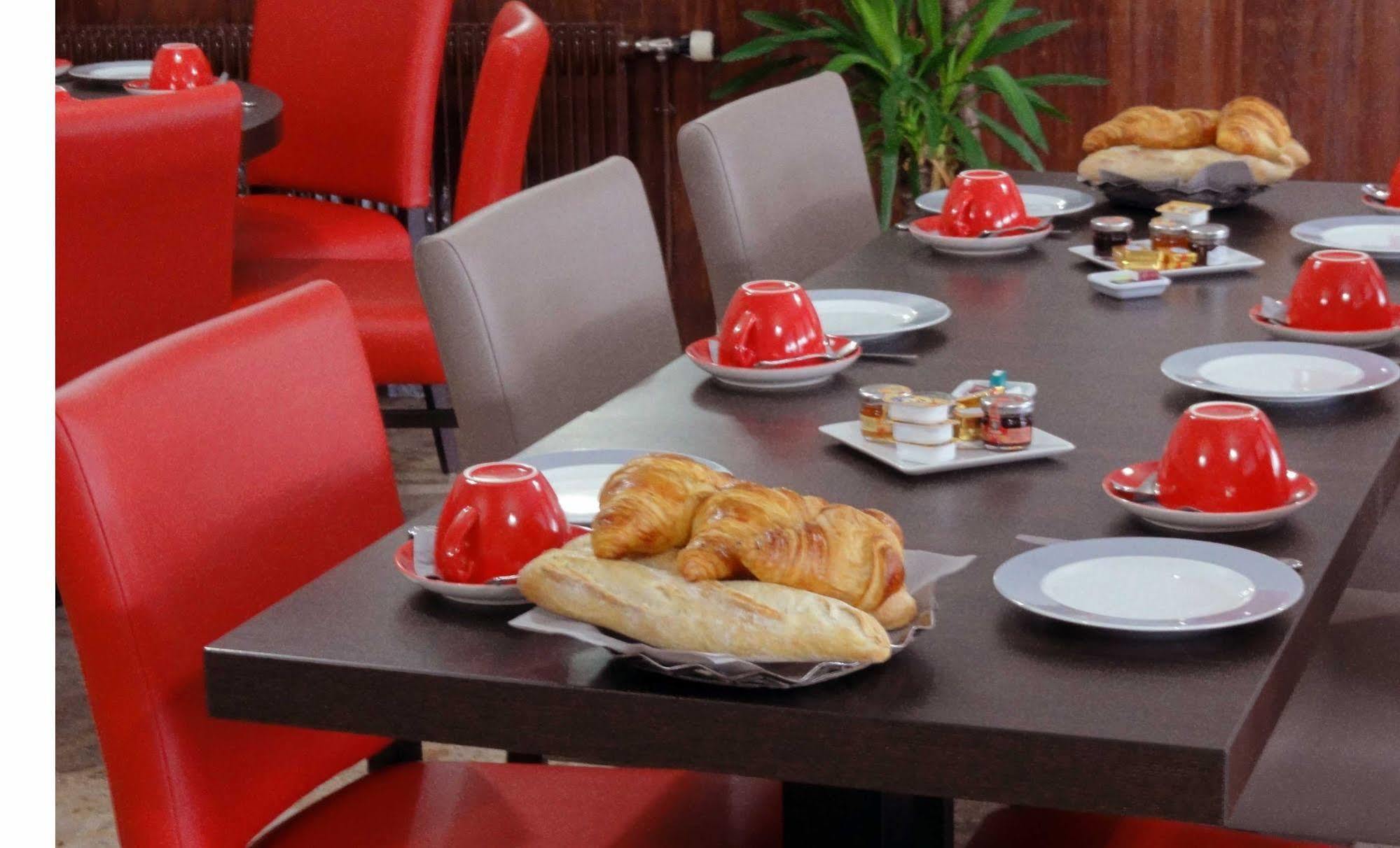 Logis Hotel Restaurant Clair Cottage, Chisseaux - Chenonceaux Екстериор снимка